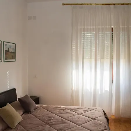 Easy House * Naples